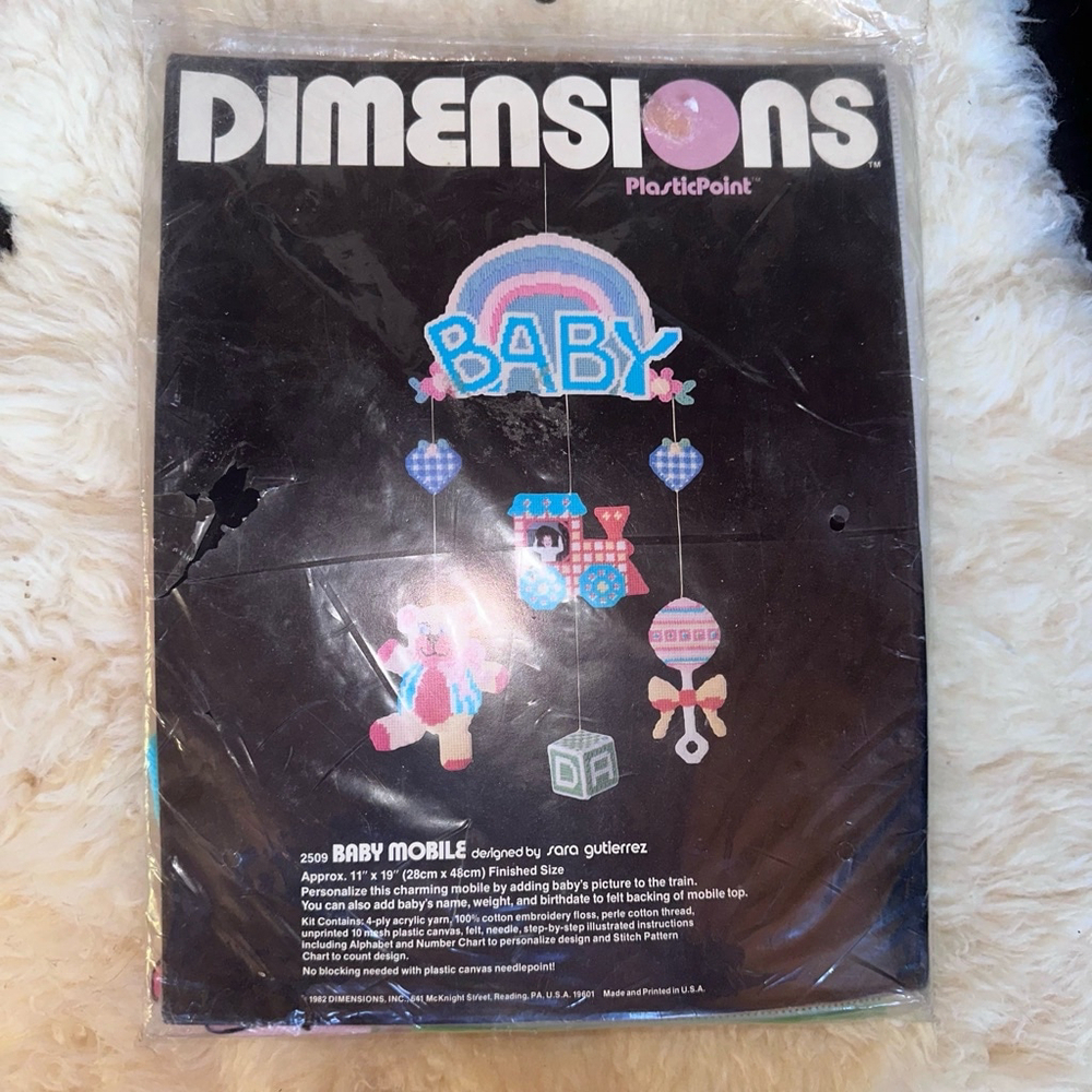NOS Vintage 1982 Dimensions Plastic Canvas Needlepoint Kit BABY MOBILE #2509